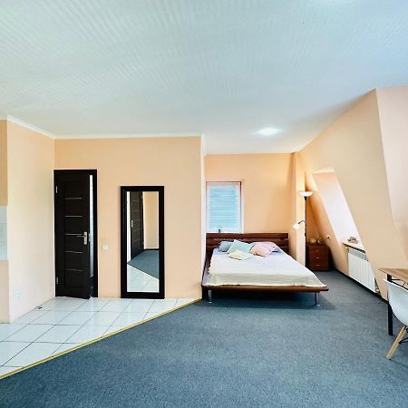 Apartments On The Embankment Kharkov Ngoại thất bức ảnh